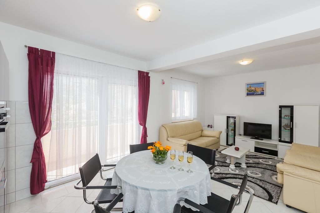 Apartment Anna Kaštela Esterno foto
